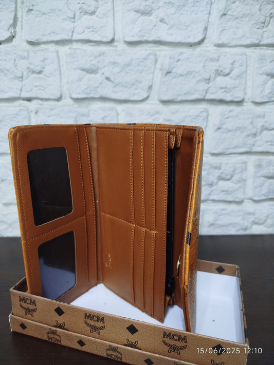 Γυναικείο πορτοφόλι MCM