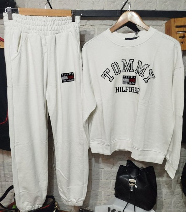 Γυναικείο σετ φόρμας Tommy Hilfiger